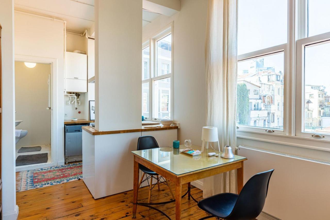Eclectic Home Near Galata Tower In Beyoglu Istanbul Exterior foto